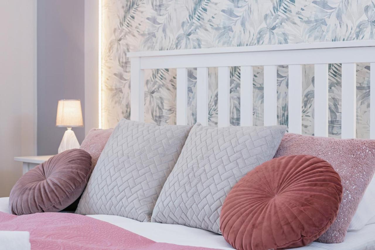 Sweet Family Apartment Chodkiewicza Rondo Grzegorzeckie By Noclegi Renters Krakov Exteriér fotografie
