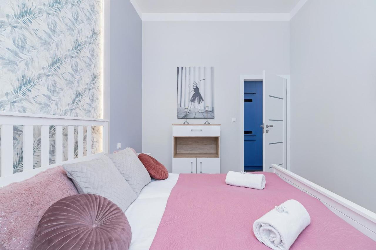 Sweet Family Apartment Chodkiewicza Rondo Grzegorzeckie By Noclegi Renters Krakov Exteriér fotografie